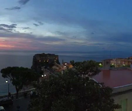 Casa Ferrante * Scilla